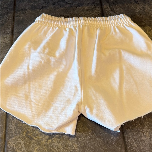 TALENTLESS Women's Cream Athletic Shorts - Picture 3 of 3